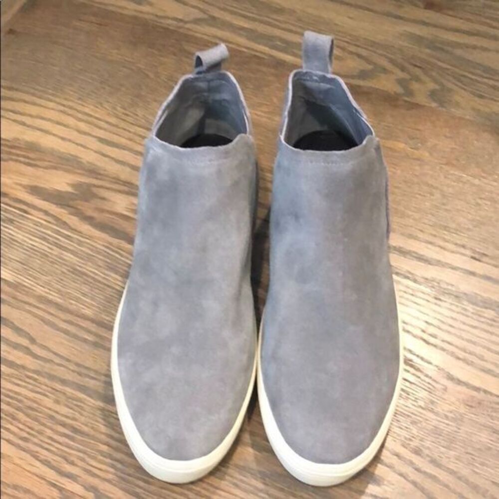 Dolce vita new suede booties size 8